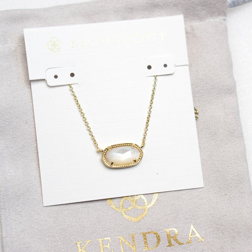 Kendra Scott Elisa Gold Pendant Necklace in Ivory Mother-of-Pearl